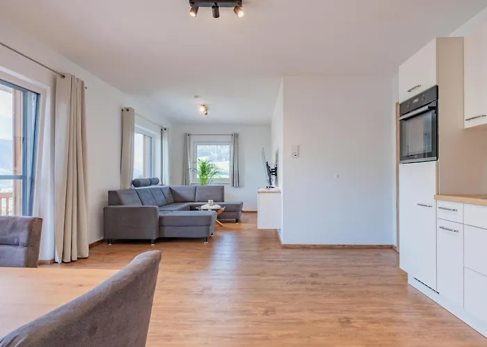 Blick Ins Salzachtal ミッタージル